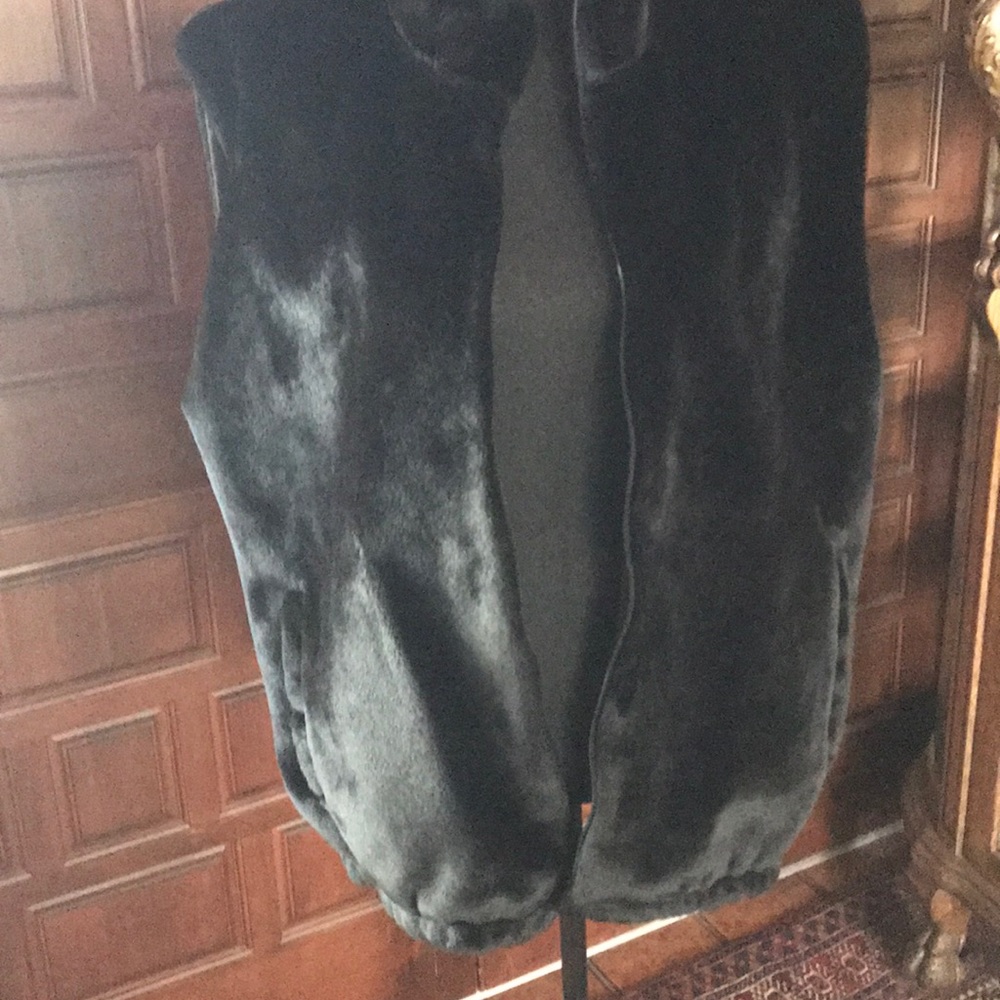 Duffel outdoor faux fur Black Vest!